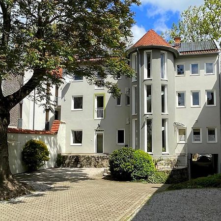 Benevia Apartments Pécs Exteriör bild