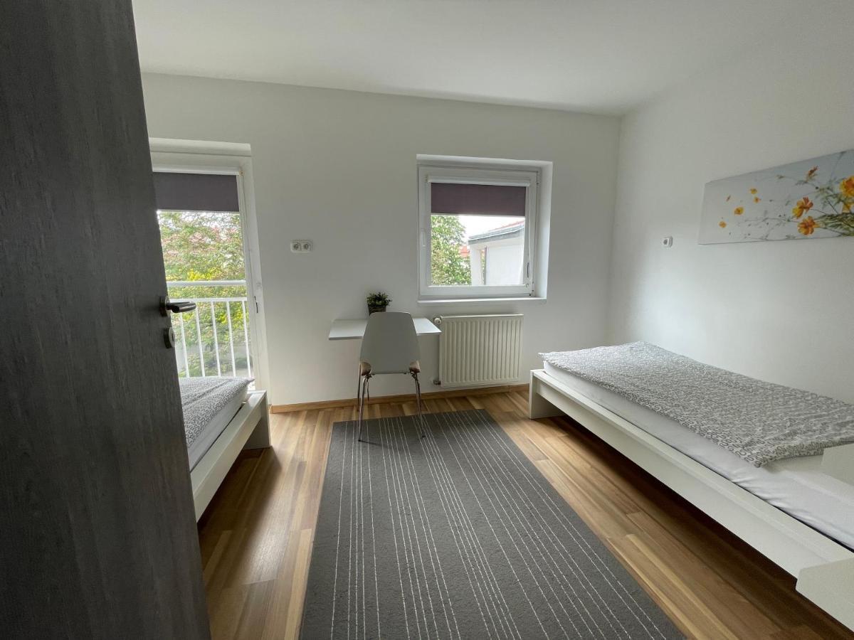 Benevia Apartments Pécs Exteriör bild